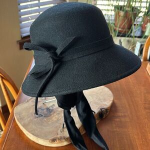 Vermont Country Store Wool Felt Cloche Hat - Small